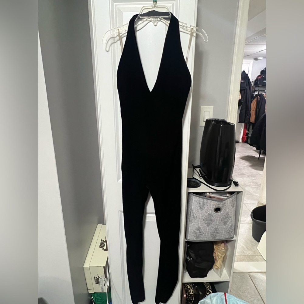SOLD 🚨 American Apparel Black Velvet Catsuit